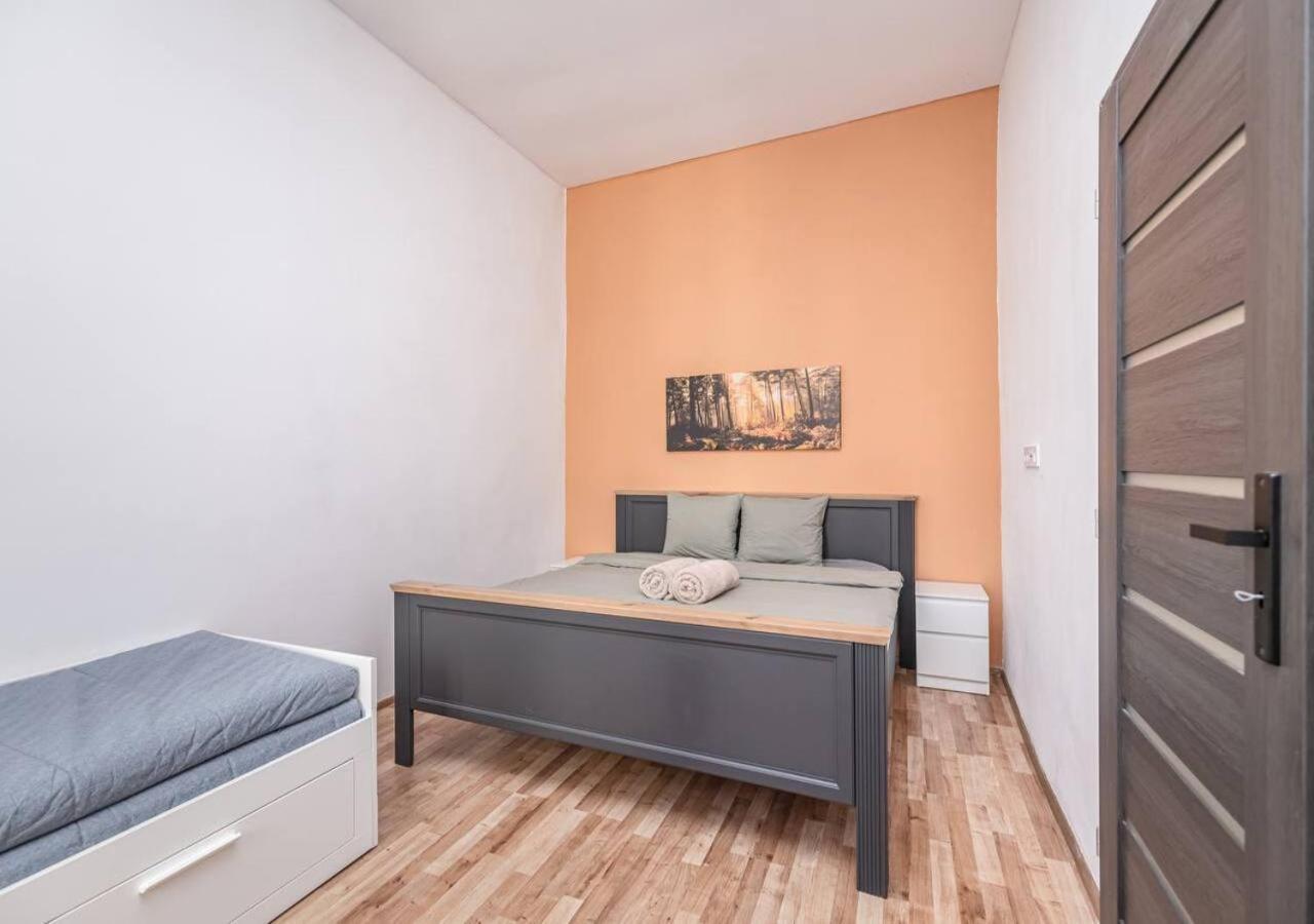 Elegance Apartments プラハ エクステリア 写真