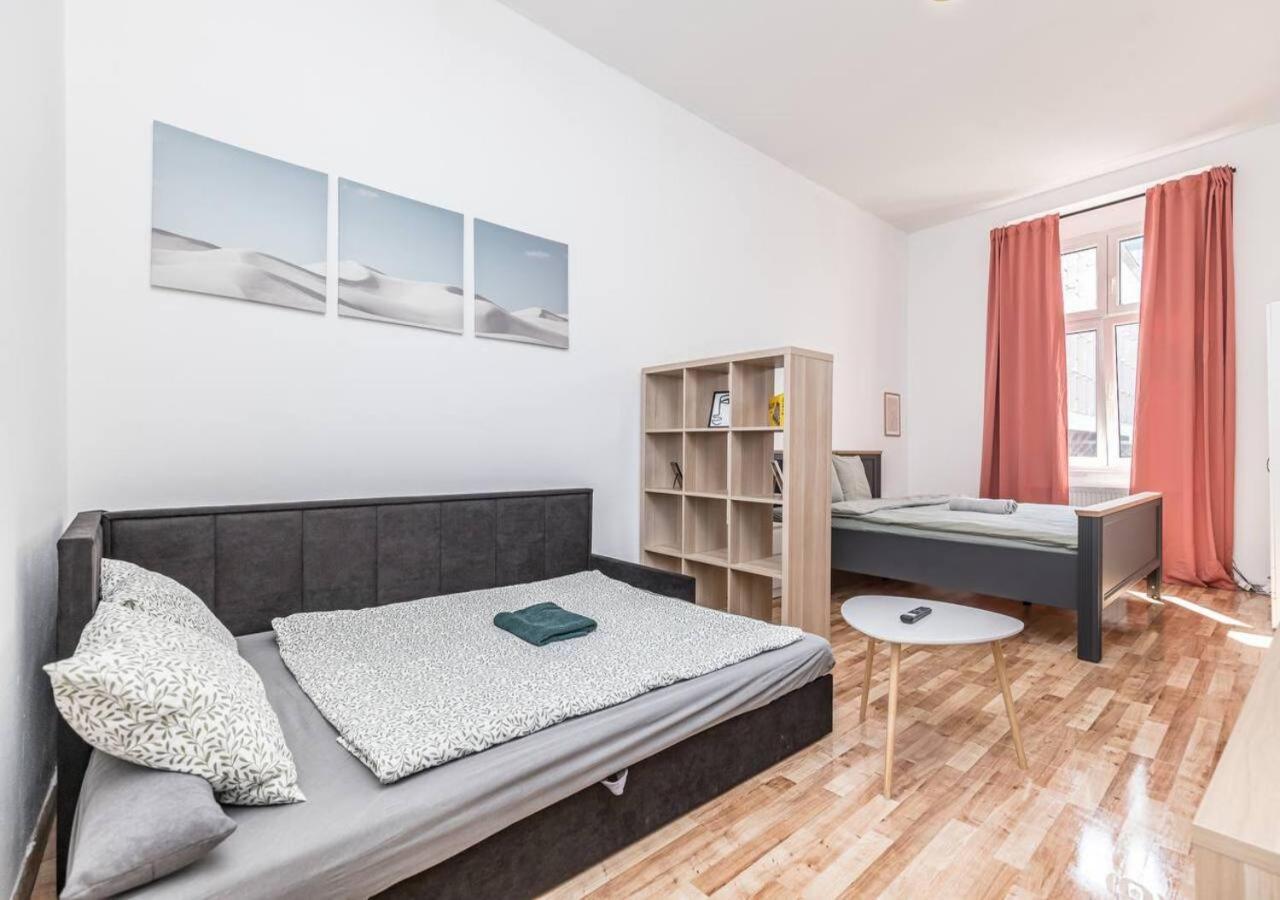 Elegance Apartments プラハ エクステリア 写真